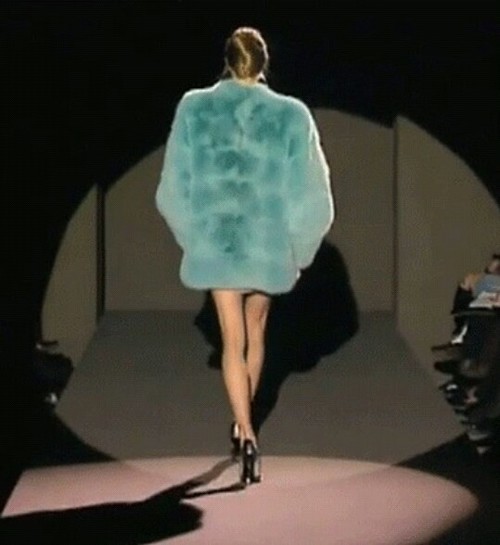 a-state-of-bliss:Gucci Fall/Wint 1997