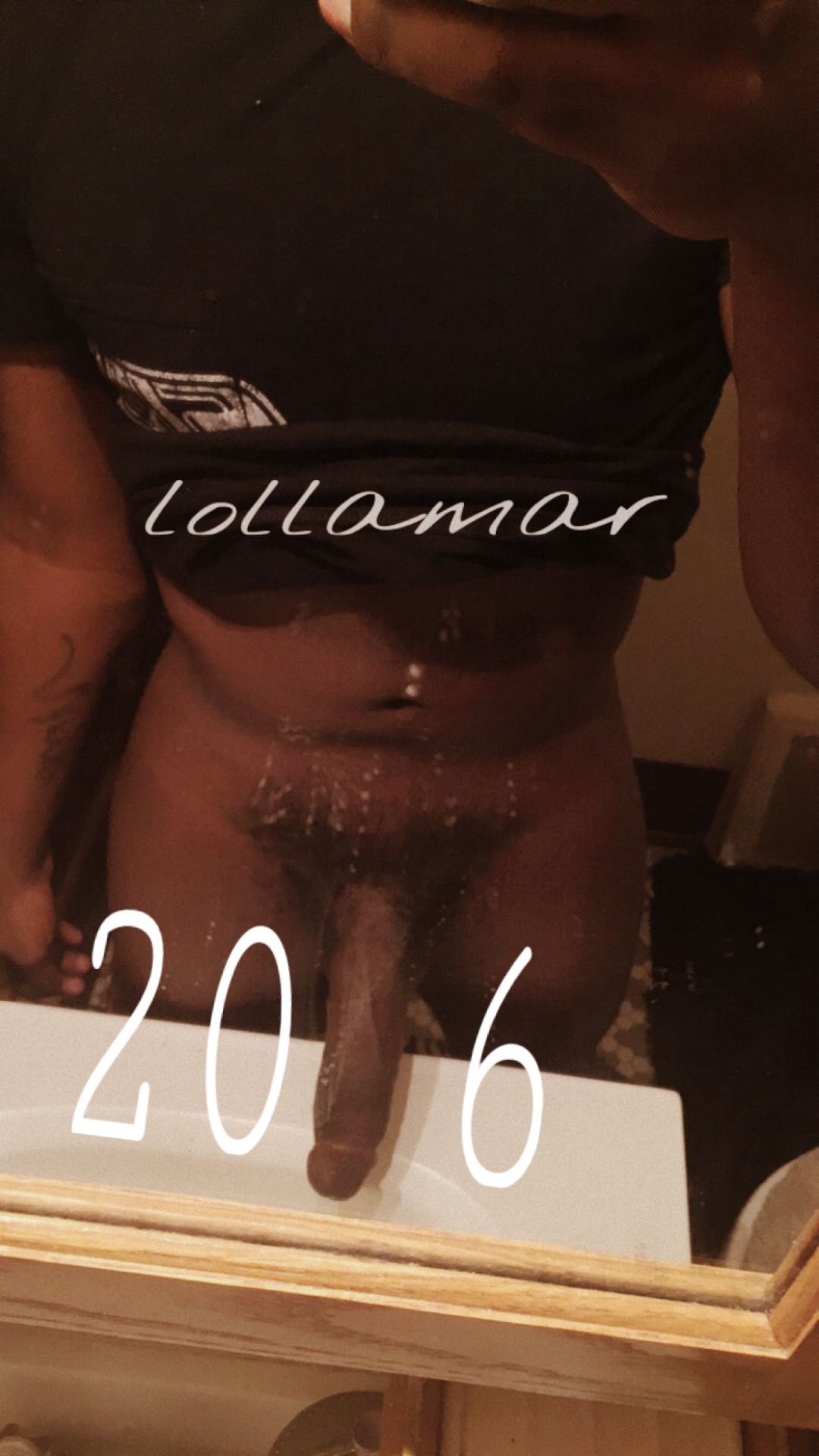 lollamar:  😂😂 I love whomever did this to my picture ☠ #2k16’s gonna be