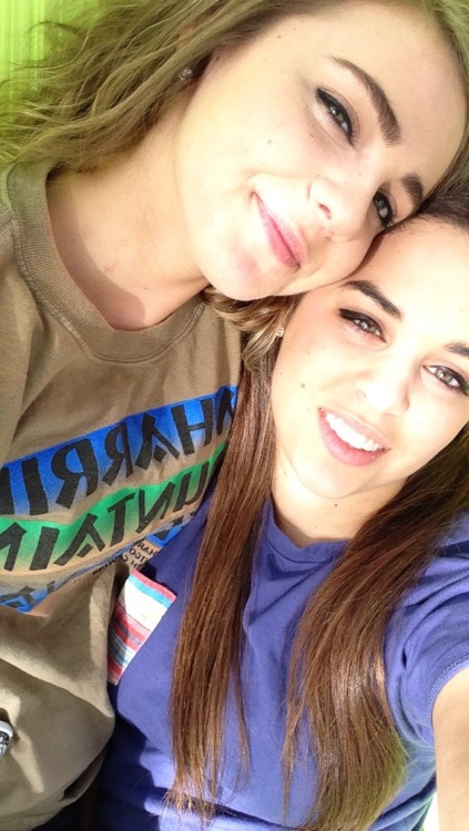 perfectobstruction:  Each moment I spend with you reminds me of how love is supposed to feel. I could look into your eyes for eternity. Thanks for being mine, pretty girl 😘 thisworldwelivein