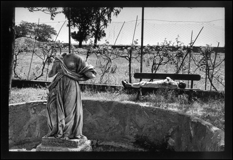  Manicomio ~ Raymond Depardon 1977 