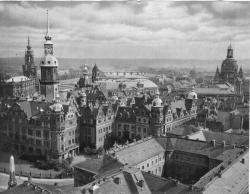 janelame:  crankypunk: The bombing of Dresden, Germany.February 13, 1945. [x] [x]  On the evening of February 13, 1945, the most controversial episode in the Allied air war against Germany begins as hundreds of British bombers loaded with incendiaries