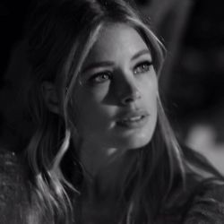 Portrait by @gregwilliamsphotography #amfar by doutzen