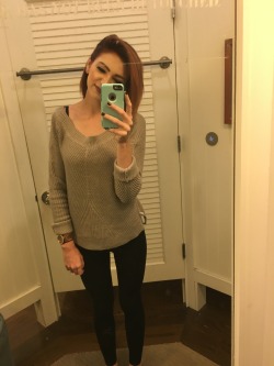 justlikejade:  Fitting room pictures are a personal favorite