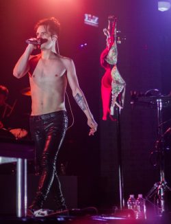 flyawayzem:  Brendon Urie 2013