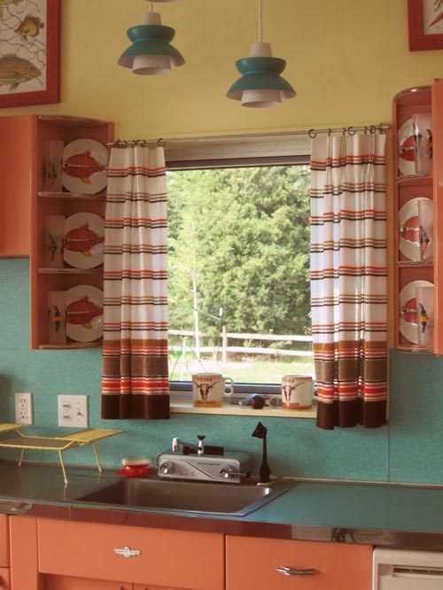 midcenturymodernfreak:  Nancy’s Pool House | Chesapeake Bay, USA - Via 