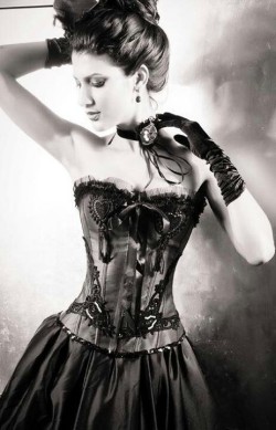 victorian-goth:  Victorian goth http://victorian-goth.tumblr.com/