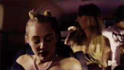 satanicswift:  me arriving to school  