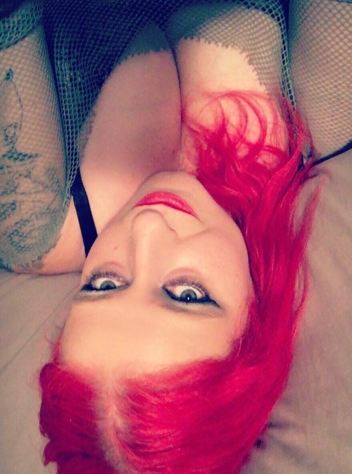 allthingssexyforu:  My cleavage Sunday submission. 🤘🏻 Good morning and thank you for submitting to my blog….  @curiouswinekitten2 is the true home of cleavagesunday I’m just celebrating with her :)