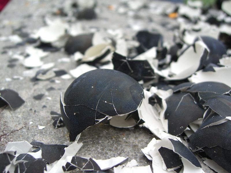 sixpenceee:  The Black Eggs of OwakudaniOwakudani or “the Great Boiling Valley”