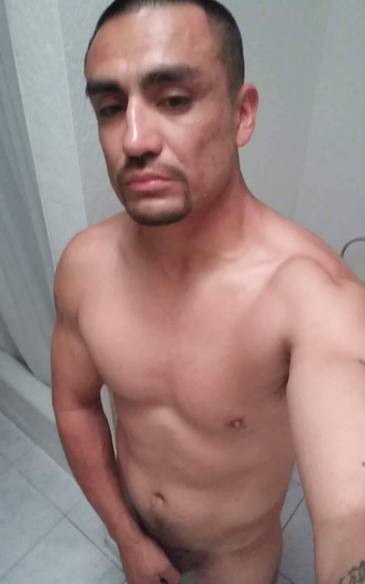 lukass91:  Mas fotos de este machote mmm papito que rico esta LIKE Y COMPARTAANN