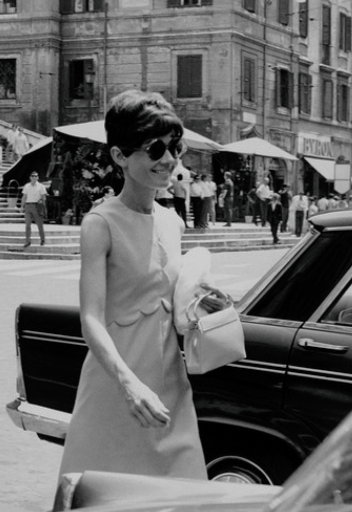 Photos: Audrey Hepburn's Roman Street Style