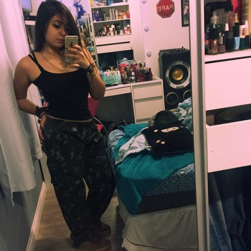 http://streetgrl.tumblr.com/post/157707328397