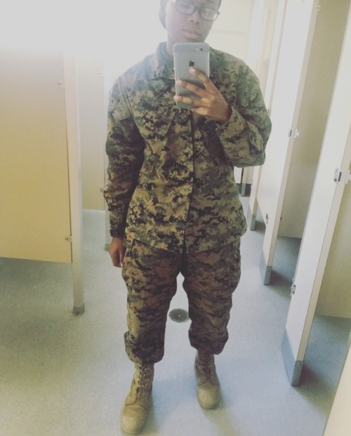 brilletwotimes:Blackout fah dat ass!