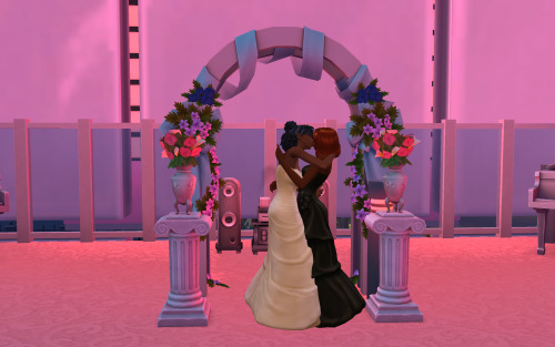 sunlesspeach:let’s all congratulate the happy couple!mrs & mrs amethyst and erika sasaki
