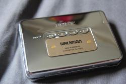cassetteplayers:  WM-EX808hg is made since