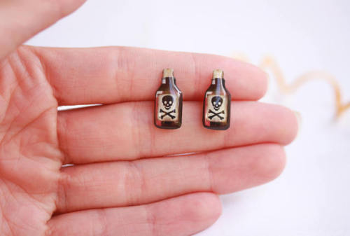 sosuperawesome:  Earrings by Epoxy Foxy on Etsy 