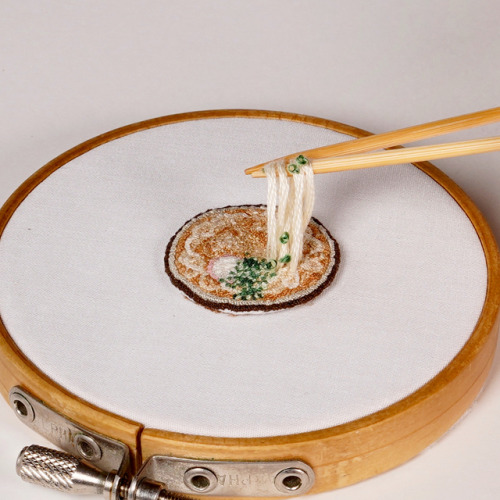 itscolossal:Miniature Embroideries by ipnot Transform Thread into Delicious Designs WHAT THE FUCK I 