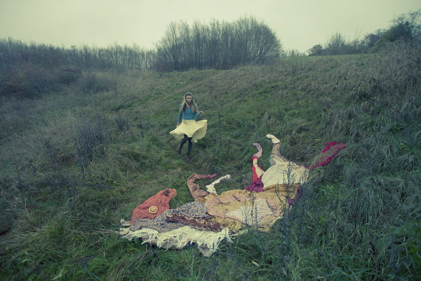timidgeek:  Ulrika Kestere, “7 horses.”  Once upon a time there was a girl who