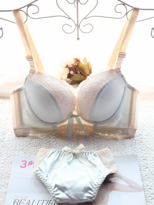 lingerieonadime:  uchimada-official:  Shima *Free Worldwide Shipping*  Under $25