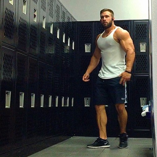 hyper-masculine:    ► HYPER-MASCULINE ♂ ◄ [page]♂ ♂♦ Hyper-Masculine ARCHIVE ♦ [all pics]    