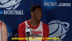 transpondster:Wisconsin player Nigel Hayes whispers comment into hot mic about a woman in the press room, realizes the whole room heard him.