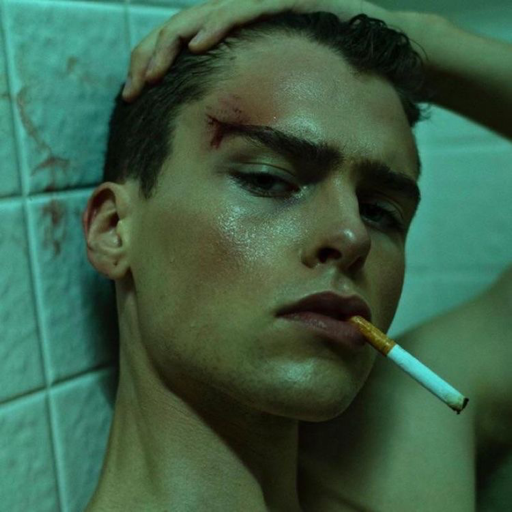 serpientes:Jesus Moreno X L’officiel Hommes Italia (2020)