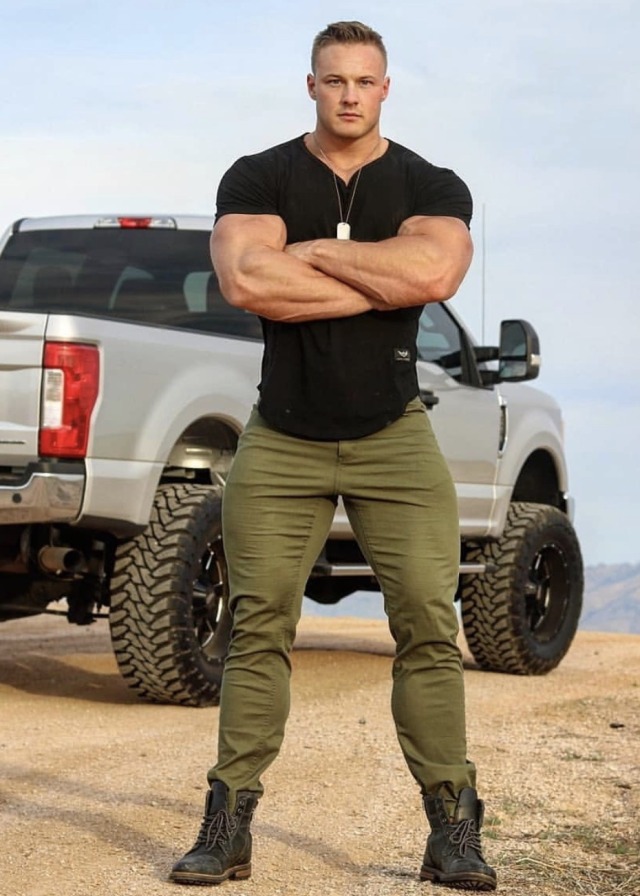 musclecorps:Davy Barnes 