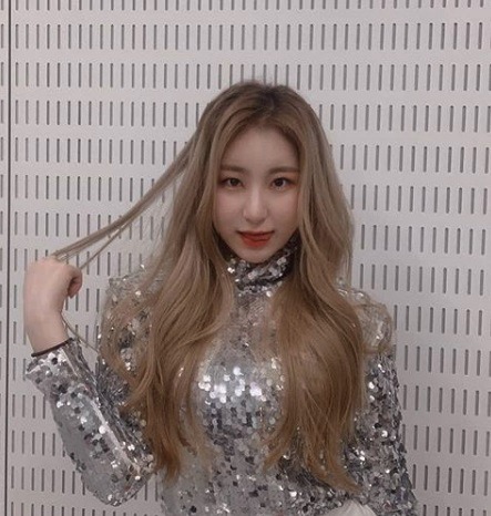 lee chaeyeon icons♡ like se salvar ♡