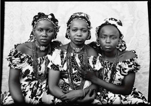 dynamicafrica:Eternally inspired by the photographs of iconic Malian photographer Seydou Keita.