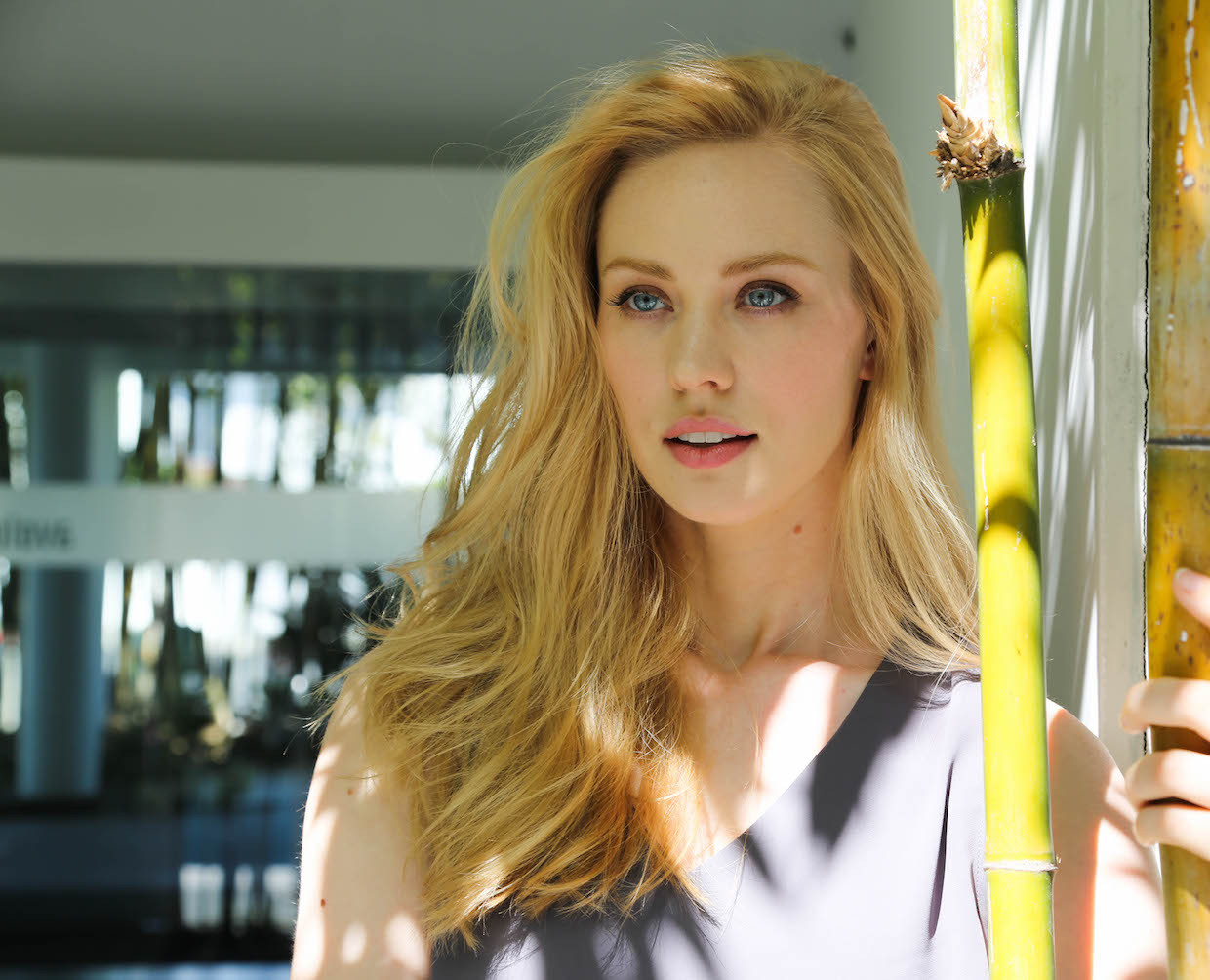 internethotgirlsblog:  Deborah Ann Woll via gentlemanboners - Follow and reshare