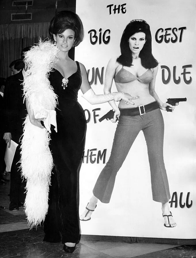 rsd61:  Raquel Welch 