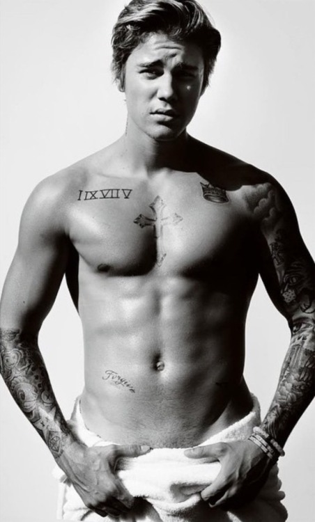 sprinkledpeen:    Justin Bieber by Mario Testino  