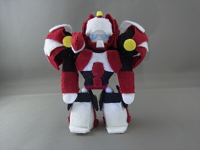 ashi-ru:  アラートいつ戻ってくるのかな～。 ダイオウサソリはタカトミアーツのガチャ景品です。