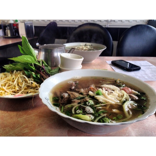 Bring me back home where I can eat this every morning for $2!!!! (at Phở Bắc)