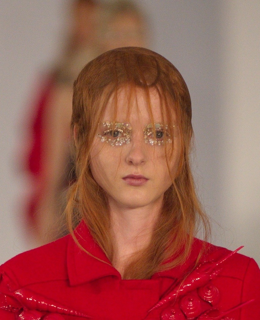 fashiondailymag:
“fashiondailymag:
“ beauty at Maison Martin Margiela Artisanal ss15 shown during LC:M. Of course it’s Pat McGrath for makeup, and hair by Eugene Souleiman.
(FashionDailyMag edits)
”
feathers + gold.
”