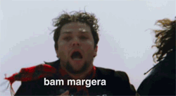 kaleidedope:  l3ts-get-fri3d:  Knoxville’s face always cracks me up  dave though