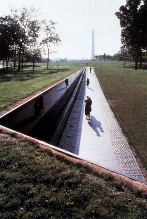 Vietnam War Memorial Wall · Maya Lin · Washington DC · 1982