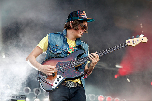 humanradness:Favourite 5 from the NUMAG hi res gallery of The Strokes Governor’s Ball show.