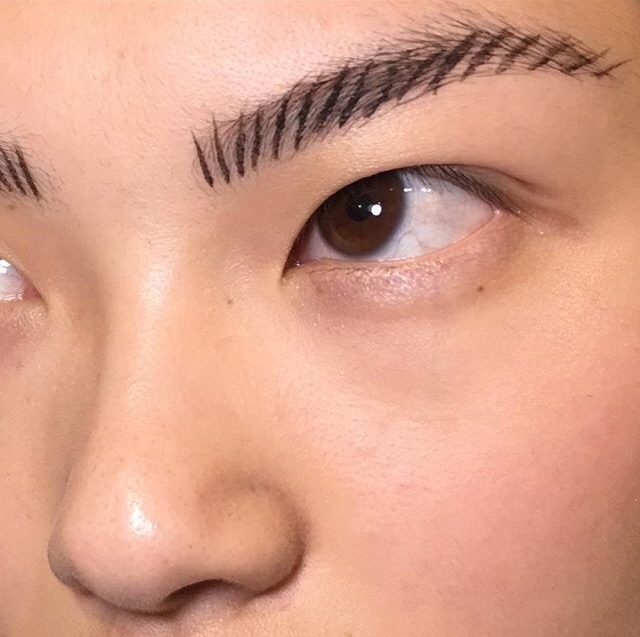 lalenamakeup:  https://instagram.com/p/BLJAzgWge7z/ 