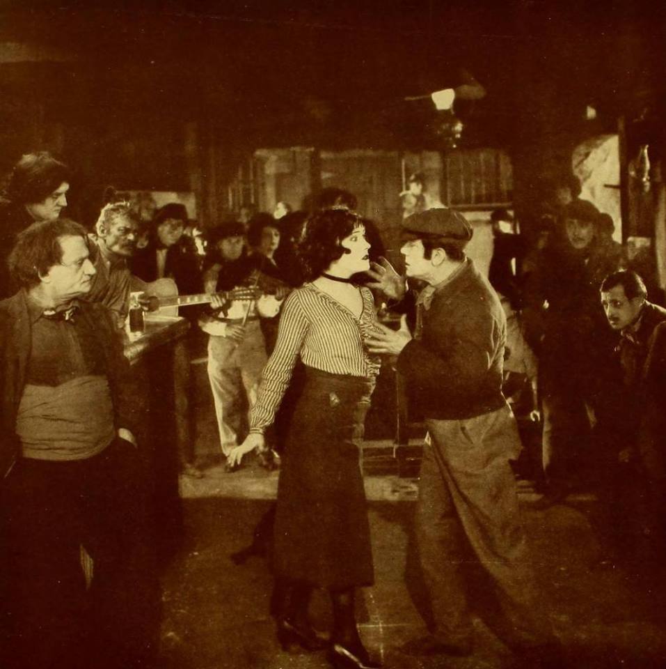 sddubs: Gloria Swanson as the head of a gang of Parisian Apache thieves called The