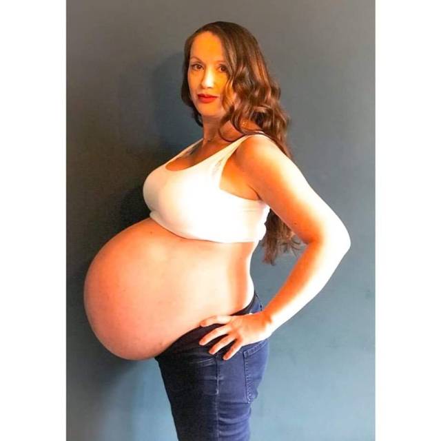 Porn vichyilbirbante:31 weeks triplets pregnancy photos