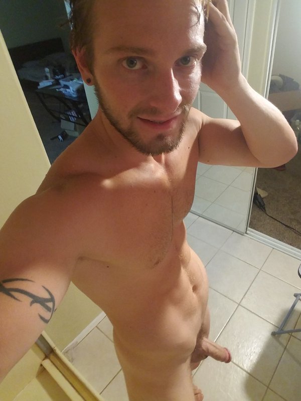 colungafrank:  Jake Karhoff   