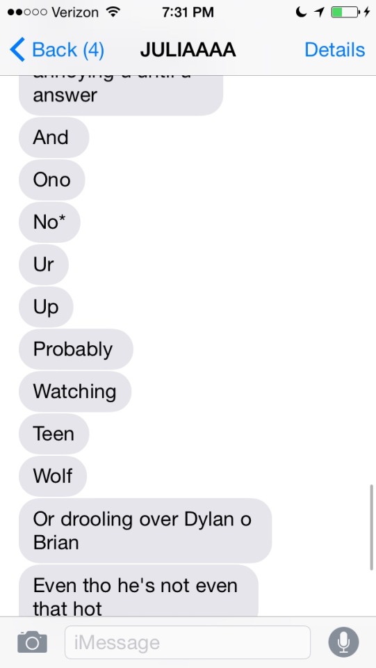 My Friends Know How To Get My Attention When I Dont Answer Their Texts For An Hour PS: I Killed Her For
