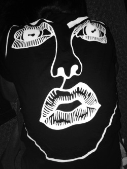 disclosure-blogger:  The Disclosure ‘Face’ Tee by roman grandinetti 