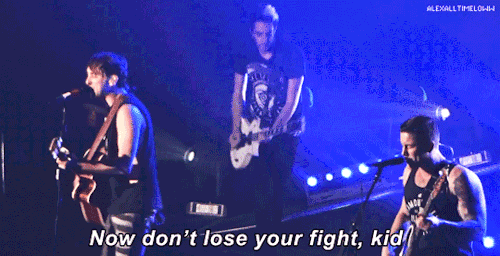 alexalltimeloww:  Missing You - All Time Low 