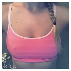 getsuswet:  After my workout  xo Jolie