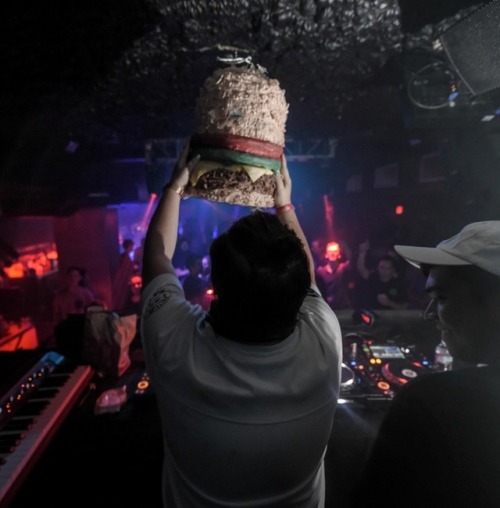 zacheser: hey dudes! here’s some recent photos of me doing dj related fat babe things earlier 