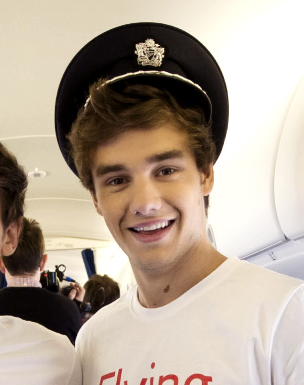  Liam Payne Alphabet: H → hats 