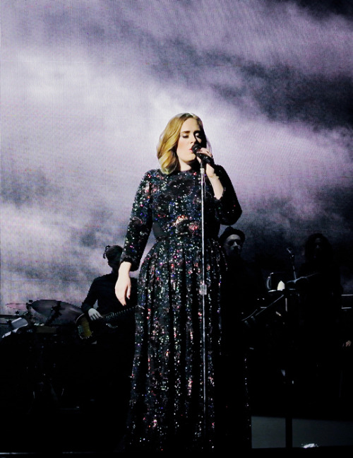 fuckyasadele: Adele performs ‘Skyfall’ on stage at the Genting Arena in Birmingham 