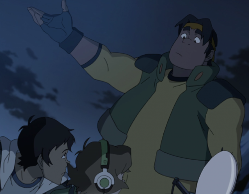 aradiiaa:Appreciation post for Hunk’s arms, because???? I can’t finish this sentence, ju